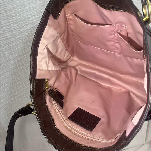 COACH F20432 CHOCOLATE Brown Patent Leather Shoulder Bag handbag Purse - Picture 5 of 15